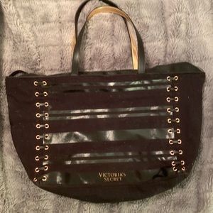 VS tote